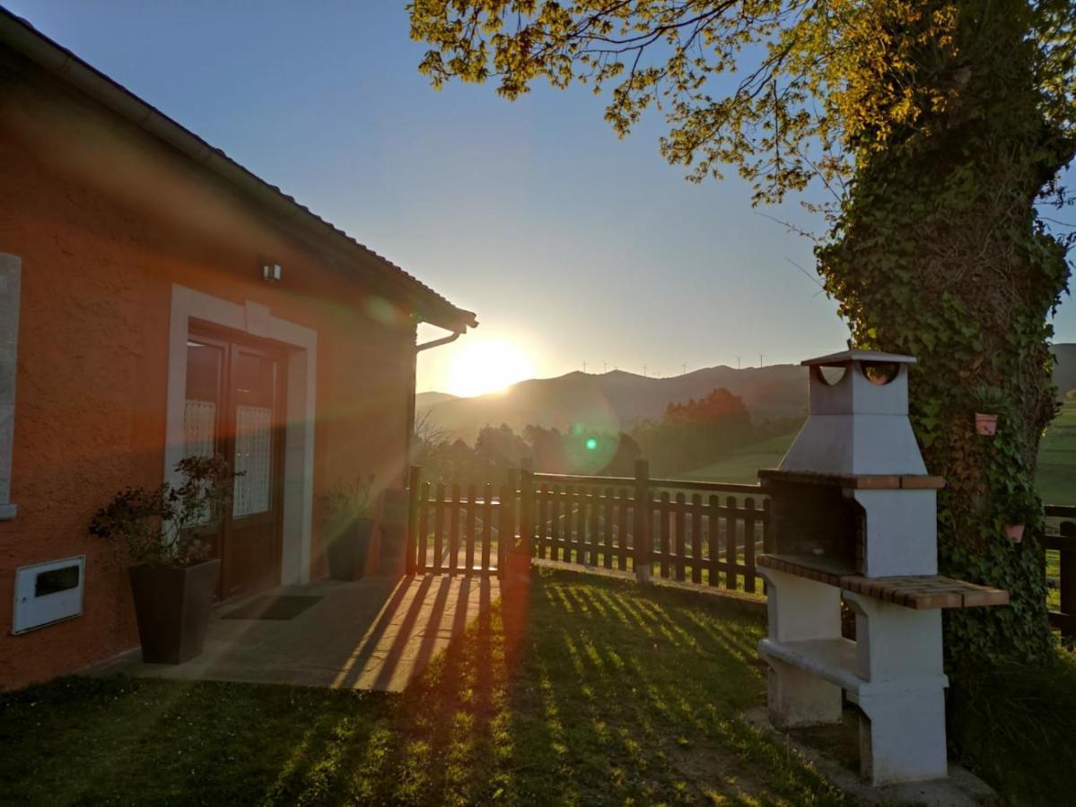 Mini Piconeiro II Villa Pravia Eksteriør billede